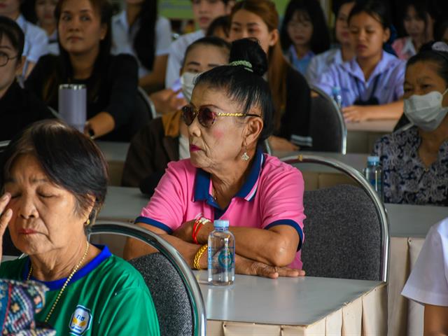 วิทยาลัยการศึกษา ดำเนินโครงการส่งเสริมสุขภาวะที่ดีของคนชุมชนทุกช่วงวัย กิจกรรมการอบรมการจัดทำหลักสูตรท้องถิ่นเพื่อเสริมสร้างและอนุรักษ์ภูมิปัญญาชุมชน