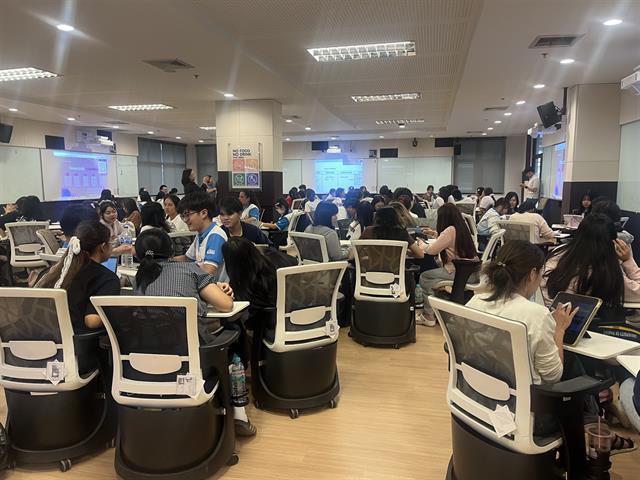 คณะพยาบาลศาสตร์ มหาวิทยาลัยพะเยา จัดโครงการพัฒนาวิชาการนิสิตคณะพยาบาลศาสตร์ กิจกรรมที่ 3 การพัฒนาทักษะดิจิทัลสำหรับนิสิตพยาบาล  