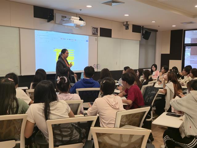 คณะพยาบาลศาสตร์ มหาวิทยาลัยพะเยา จัดโครงการพัฒนาวิชาการนิสิตคณะพยาบาลศาสตร์ กิจกรรมที่ 3 การพัฒนาทักษะดิจิทัลสำหรับนิสิตพยาบาล  