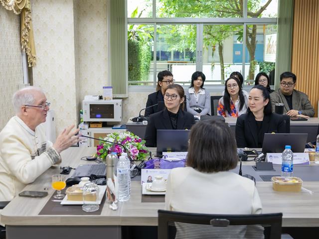 คณะศิลปศาสตร์ มหาวิทยาลัยพะเยา จัดบรรยายพิเศษ “Fulbright Scholarship” เปิดโอกาสสู่การศึกษาระดับนานาชาติ