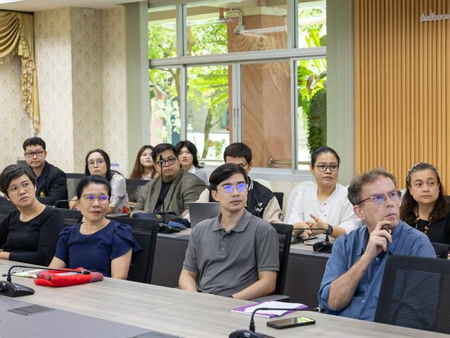 คณะศิลปศาสตร์ มหาวิทยาลัยพะเยา จัดบรรยายพิเศษ “Fulbright Scholarship” เปิดโอกาสสู่การศึกษาระดับนานาชาติ