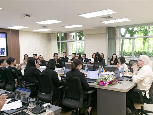 คณะศิลปศาสตร์ มหาวิทยาลัยพะเยา จัดบรรยายพิเศษ “Fulbright Scholarship” เปิดโอกาสสู่การศึกษาระดับนานาชาติ