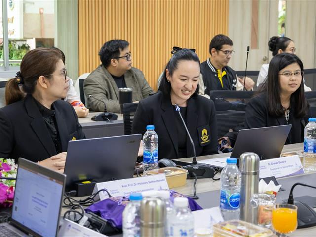 คณะศิลปศาสตร์ มหาวิทยาลัยพะเยา จัดบรรยายพิเศษ “Fulbright Scholarship” เปิดโอกาสสู่การศึกษาระดับนานาชาติ