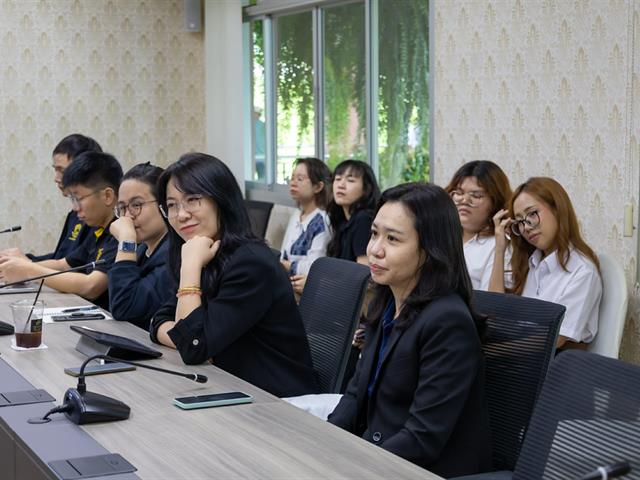 คณะศิลปศาสตร์ มหาวิทยาลัยพะเยา จัดบรรยายพิเศษ “Fulbright Scholarship” เปิดโอกาสสู่การศึกษาระดับนานาชาติ