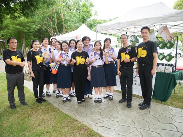UPCC-690716C-0039.jpg