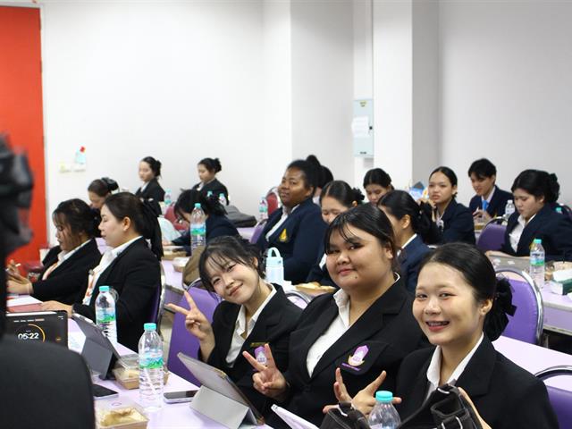 โครงการประชุมวิชาการ ประจำปี 2569 เรื่อง การบูรณาการปัญญาประดิษฐ์สู่การพัฒนาคุณภาพการพยาบาล กิจกรรมการนำเสนอผลงานวิจัย และนวัตกรรมกลุ่มนักศึกษาพยาบาล 