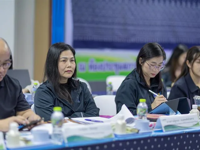 ผู้เข้าร่วมโครงการแลกเปลี่ยนเรียนรู้ข้อคิดเห็นและข้อเสนอแนะร่วมกัน