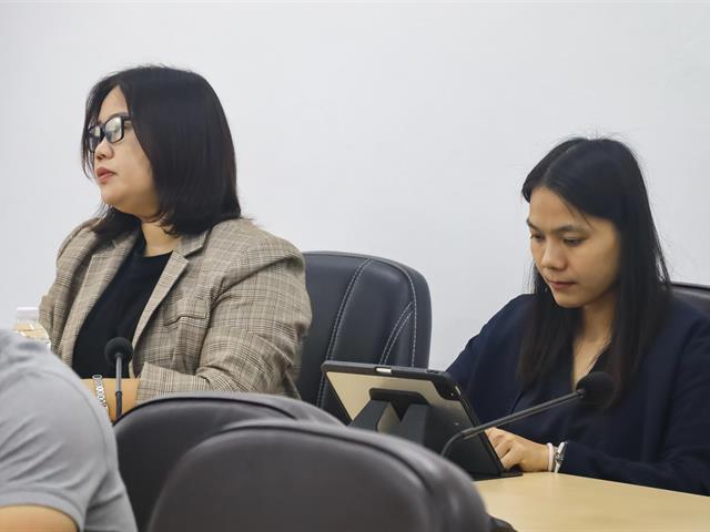 คณะรัฐศาสตร์และสังคมศาสตร์ 