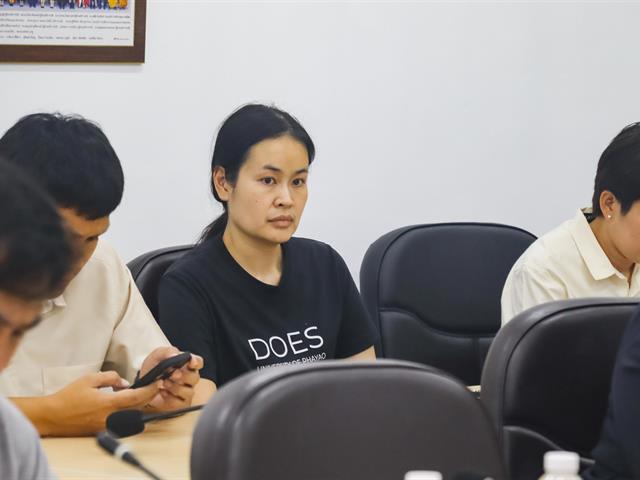 คณะรัฐศาสตร์และสังคมศาสตร์ 