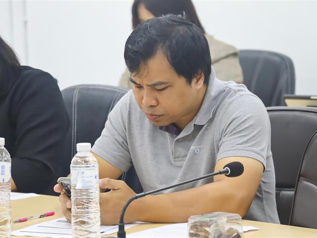 คณะรัฐศาสตร์และสังคมศาสตร์ 