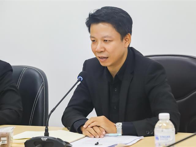 คณะรัฐศาสตร์และสังคมศาสตร์ 