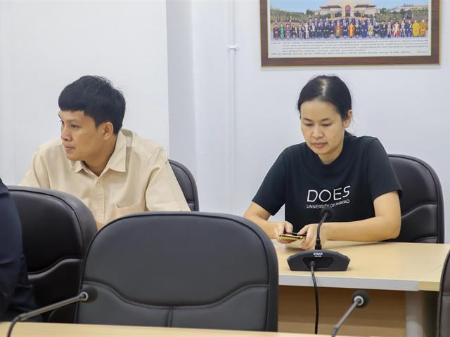 คณะรัฐศาสตร์และสังคมศาสตร์ 