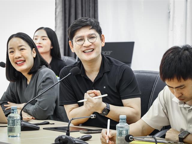 คณะรัฐศาสตร์และสังคมศาสตร์ 