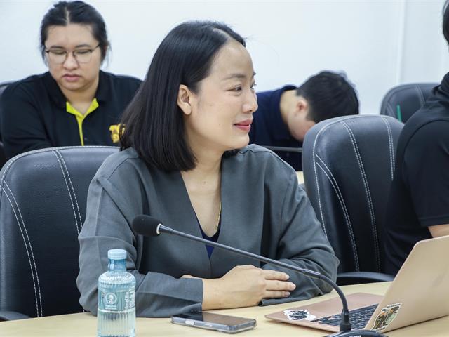 คณะรัฐศาสตร์และสังคมศาสตร์ 