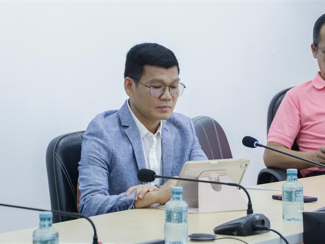 คณะรัฐศาสตร์และสังคมศาสตร์ 