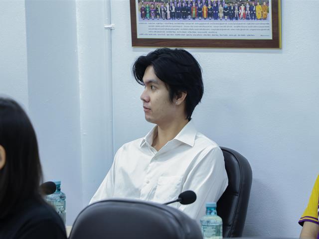 คณะรัฐศาสตร์และสังคมศาสตร์ 