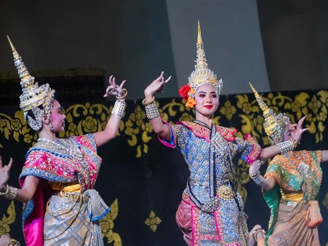 ม.พะเยา ร่วมสืบสานศิลปวัฒนธรรมไทย จัดการแสดงโขน “รามสมณะวตาร” ถ่ายทอดมรดกทางวัฒนธรรมสู่เยาวชนพะเยา