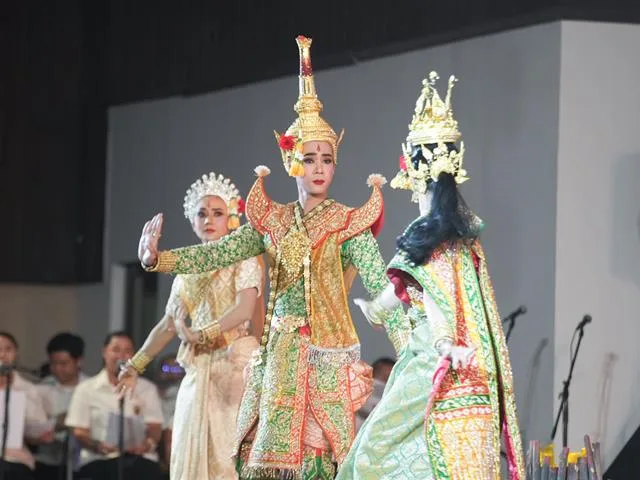 ม.พะเยา ร่วมสืบสานศิลปวัฒนธรรมไทย จัดการแสดงโขน “รามสมณะวตาร” ถ่ายทอดมรดกทางวัฒนธรรมสู่เยาวชนพะเยา