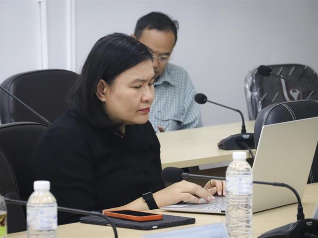 คณะรัฐศาสตร์และสังคมศาสตร์ 