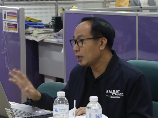 คณะรัฐศาสตร์และสังคมศาสตร์ 