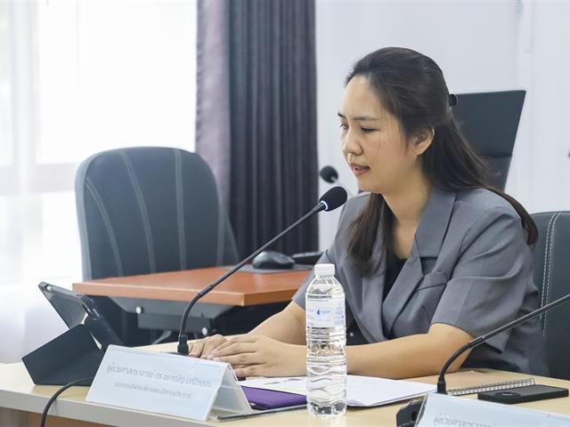 คณะรัฐศาสตร์และสังคมศาสตร์ 