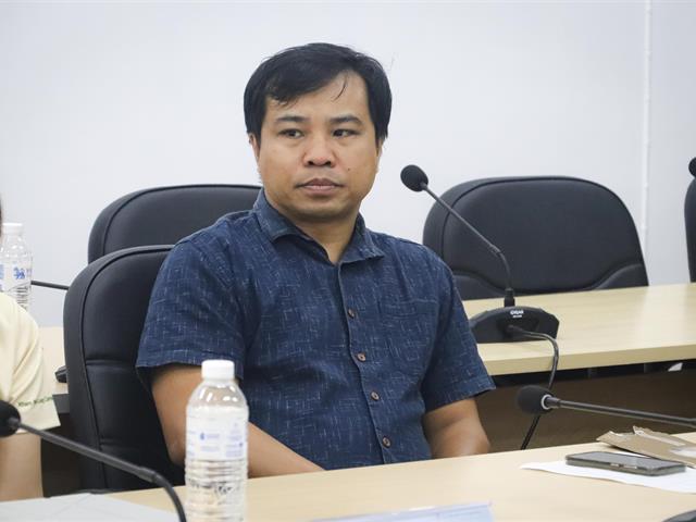 คณะรัฐศาสตร์และสังคมศาสตร์ 