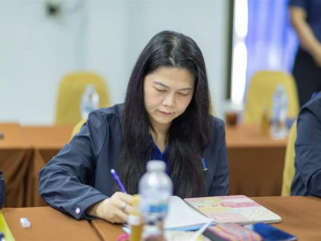 ผู้เข้าร่วมโครงการแลกเปลี่ยนเรียนรู้ข้อคิดเห็นและข้อเสนอแนะร่วมกัน