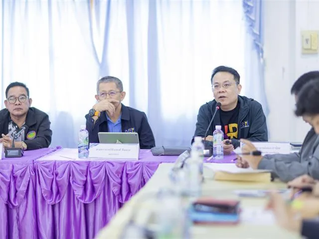 ผู้เข้าร่วมโครงการแลกเปลี่ยนเรียนรู้ข้อคิดเห็นและข้อเสนอแนะร่วมกัน