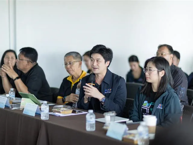 ผู้เข้าร่วมโครงการแลกเปลี่ยนเรียนรู้ข้อคิดเห็นและข้อเสนอแนะร่วมกัน