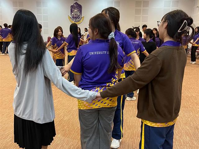 โครงการส่งเสริมอัตลักษณ์นิสิตคณะพยาบาลศาสตร์ กิจกรรมที่ 3 “การสร้างเสริมบุคลิกภาพและคุณธรรมจริยธรรมนิสิตพยาบาลศาสตร์”