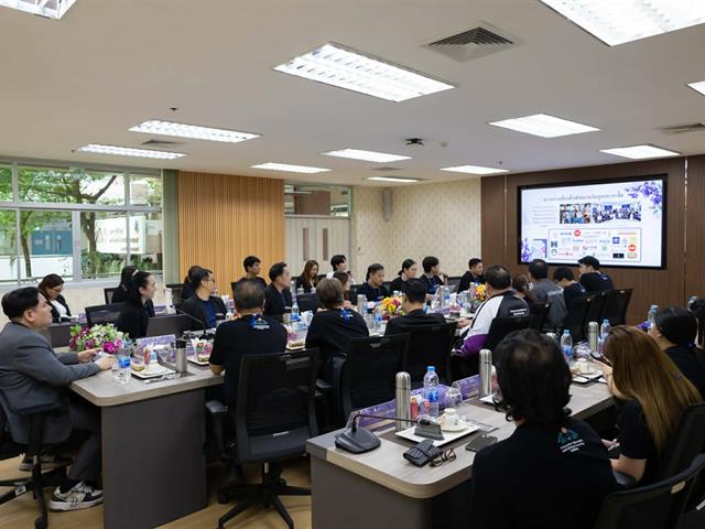คณะศิลปศาสตร์ มหาวิทยาลัยพะเยา ต้อนรับคณะศึกษาดูงานจากมหาวิทยาลัยเทคโนโลยีราชมงคลตะวันออก
