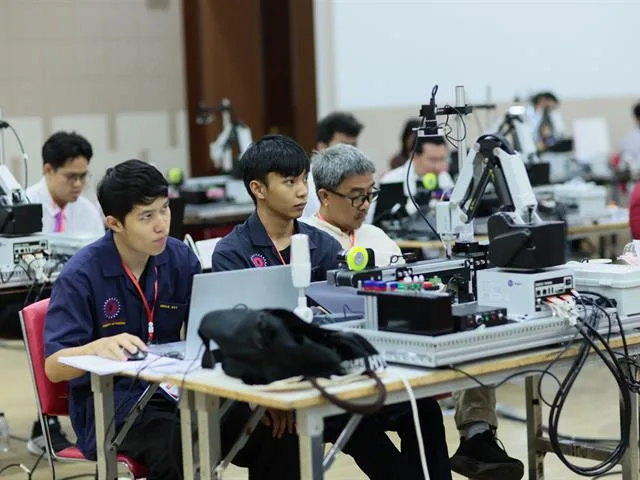 นิสิตวิศวกรรมเครื่องกล ม.พะเยา โชว์ศักยภาพเวทีระดับชาติ คว้า TOP 10 การแข่งขันหุ่นยนต์ปัญญาประดิษฐ์ BRICS Skill Competition Thailand 2026