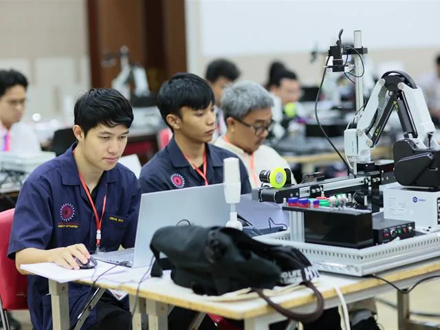 นิสิตวิศวกรรมเครื่องกล ม.พะเยา โชว์ศักยภาพเวทีระดับชาติ คว้า TOP 10 การแข่งขันหุ่นยนต์ปัญญาประดิษฐ์ BRICS Skill Competition Thailand 2026