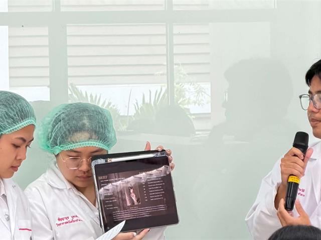 ปฏิบัติการรายวิชา ศาสตร์แห่งน้ำหอมและสุคนธบำบัด เรื่อง Principle and basic fragrance compounding;  accord creation, simple mix theory and complex mix theory