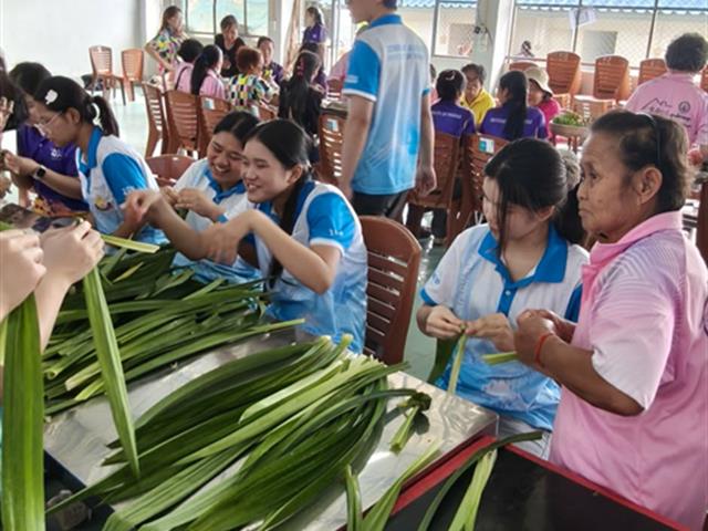 โครงการ “พยาบาลจิตอาสาพัฒนาชุมชน” ส่งเสริมสุขภาพผู้สูงอายุและสืบสานภูมิปัญญาท้องถิ่น