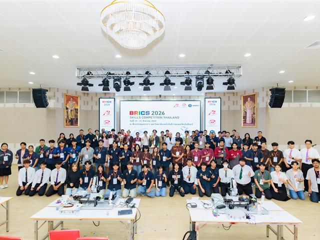 ENG-ME-BRICS (60).jpg
