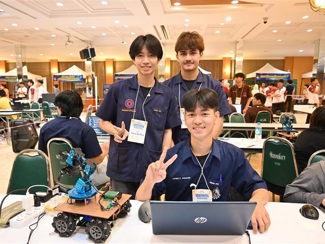 วิศวกรรมไฟฟ้า วิศวกรรมเครื่องกล และวิศวกรรมอุตสาหการ ผนึกกำลัง ร่วมแข่งขัน NORTHERN ROBODING CHALLENGE 2026