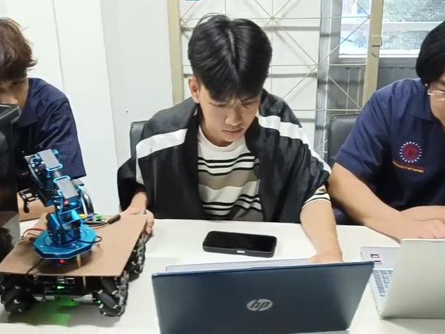 วิศวกรรมไฟฟ้า วิศวกรรมเครื่องกล และวิศวกรรมอุตสาหการ ผนึกกำลัง ร่วมแข่งขัน NORTHERN ROBODING CHALLENGE 2026