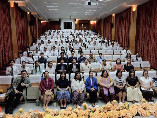 ผู้ช่วยคณบดีฝ่ายบริหาร คณะศิลปศาสตร์ รับรางวัล “ศิษย์เก่าดีเด่น” คณะมนุษยศาสตร์ มหาวิทยาลัยนเรศวร ประจำปีการศึกษา 2568