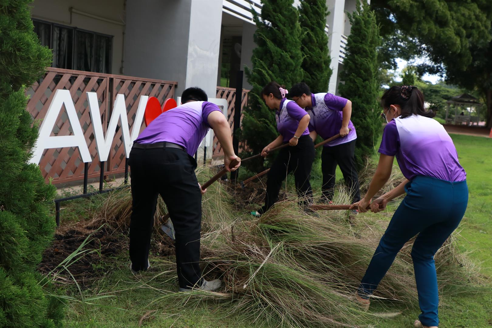 ทำดีด้วยหัวใจ ลดภัยสิ่งแวดล้อม