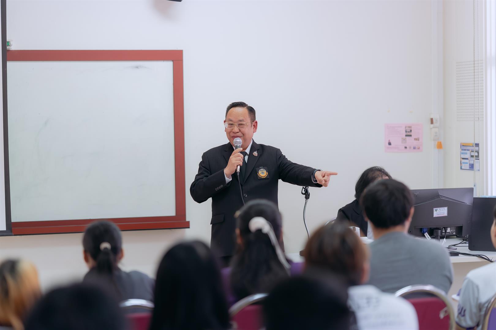 สภาทนายความในพระบรมราชูปถัมภ์