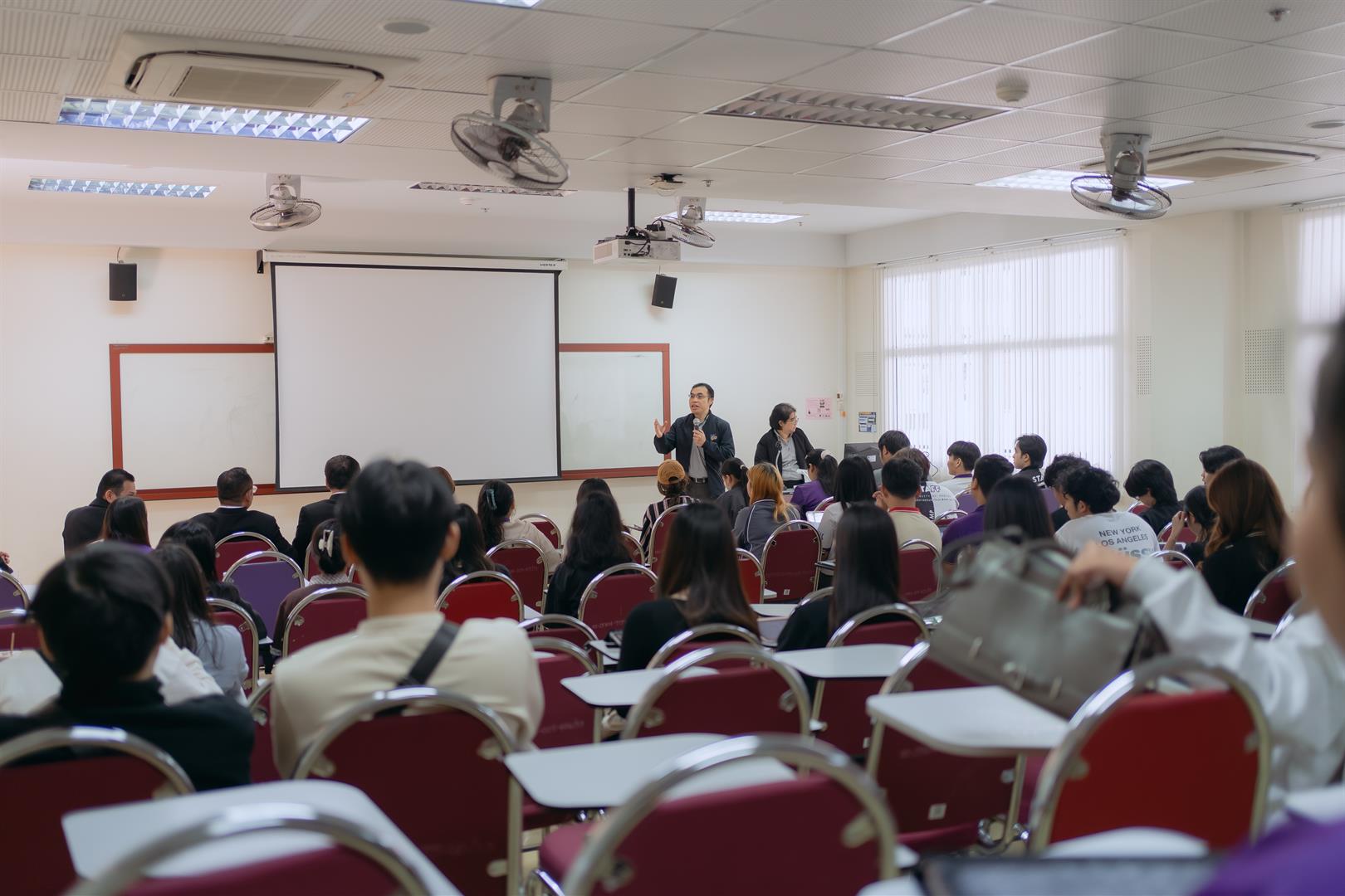 สภาทนายความในพระบรมราชูปถัมภ์