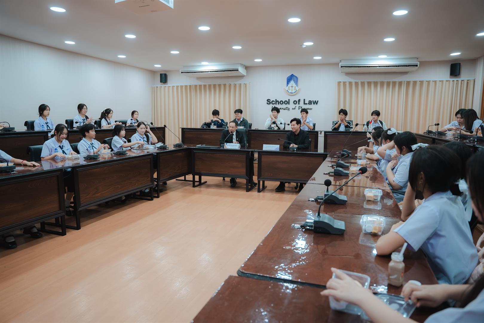 ศาลจำลอง