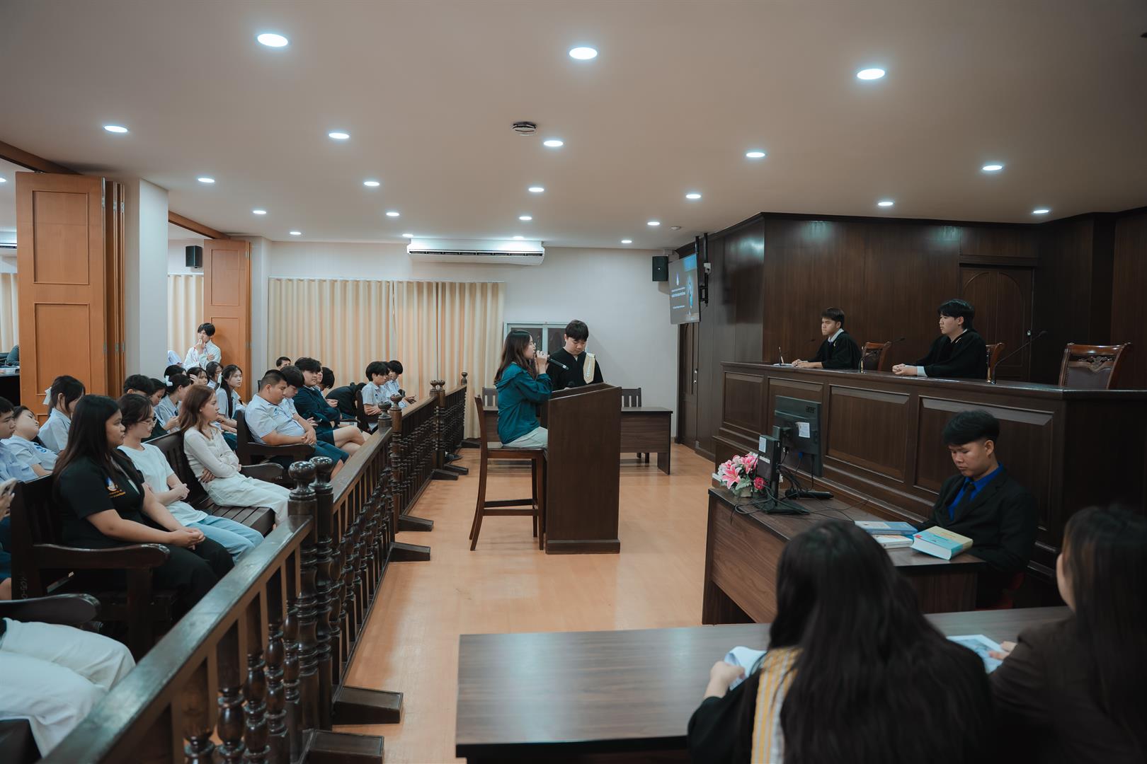 ศาลจำลอง