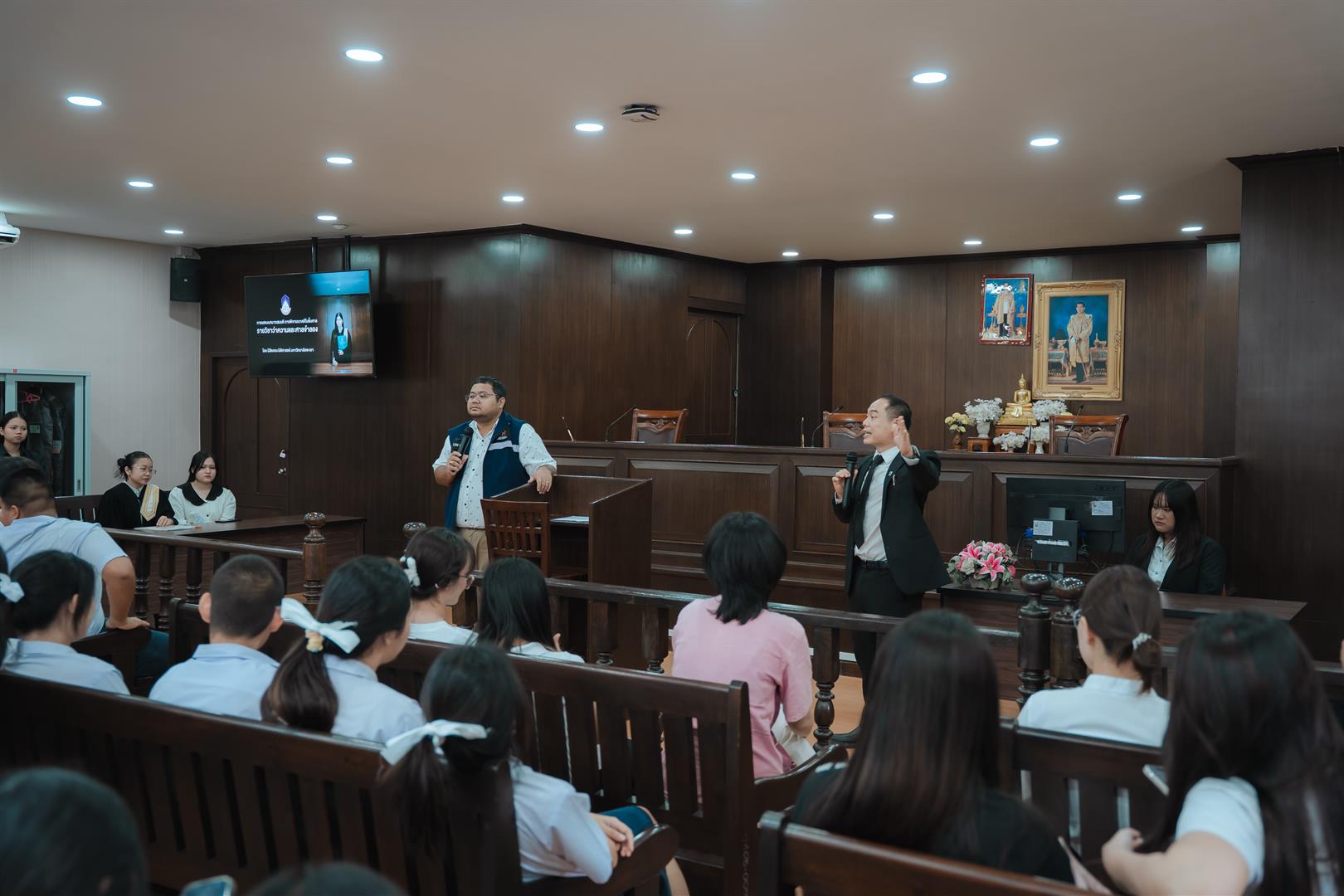 ศาลจำลอง