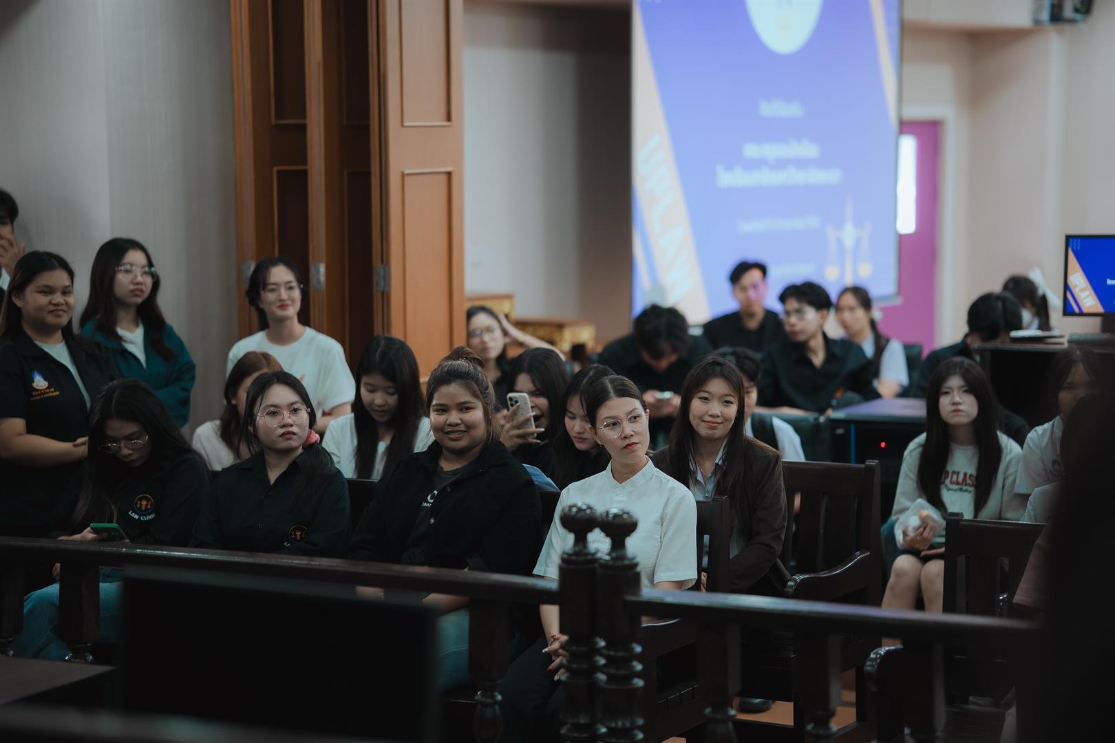 ศาลจำลอง