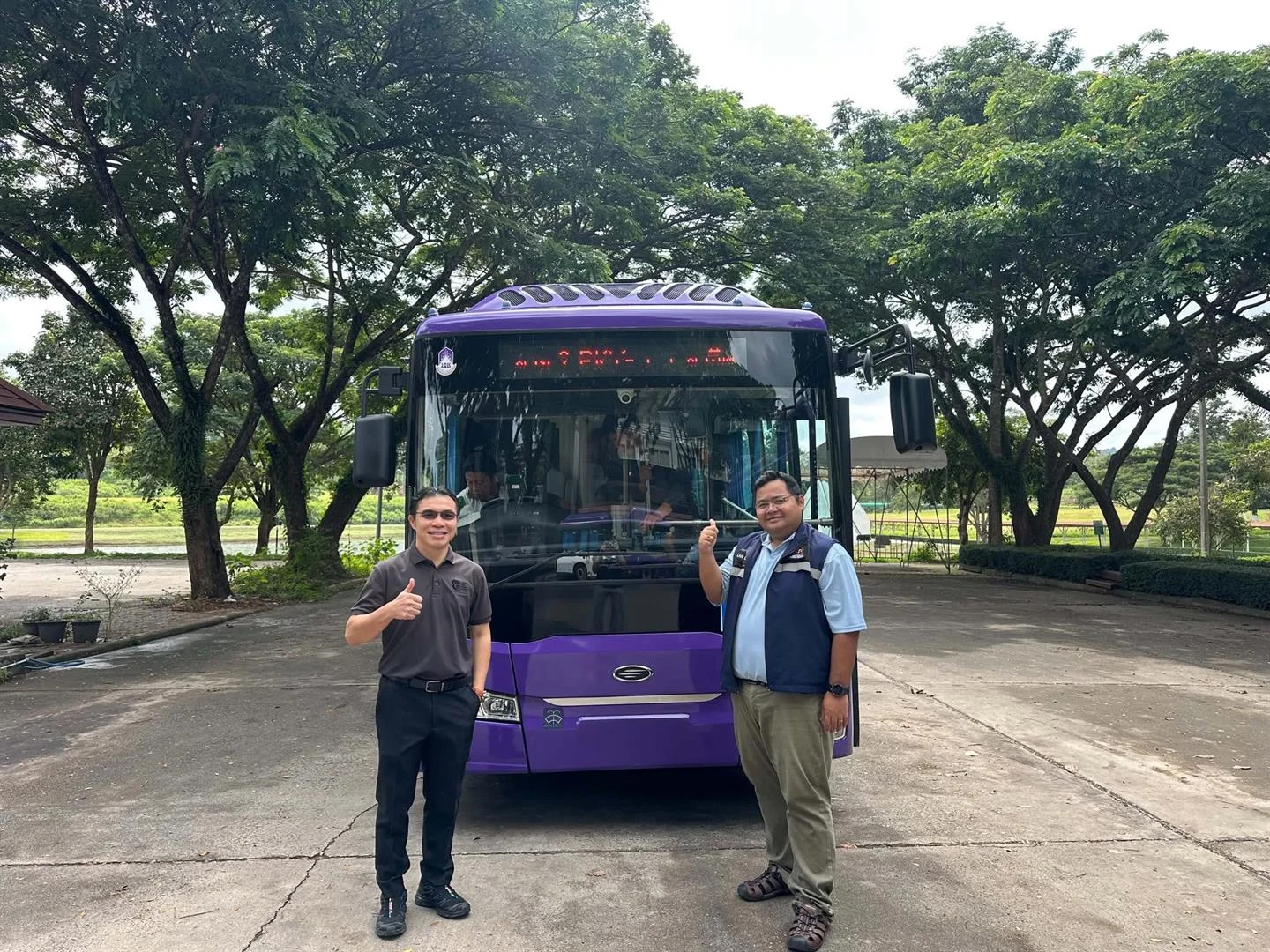 UP EV Bus